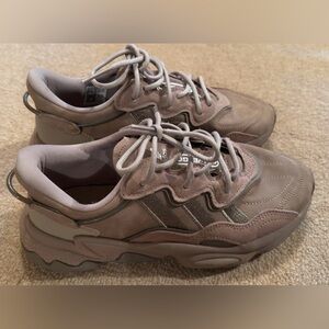 Adidas Originals-Ozweego Taupe Sneakers